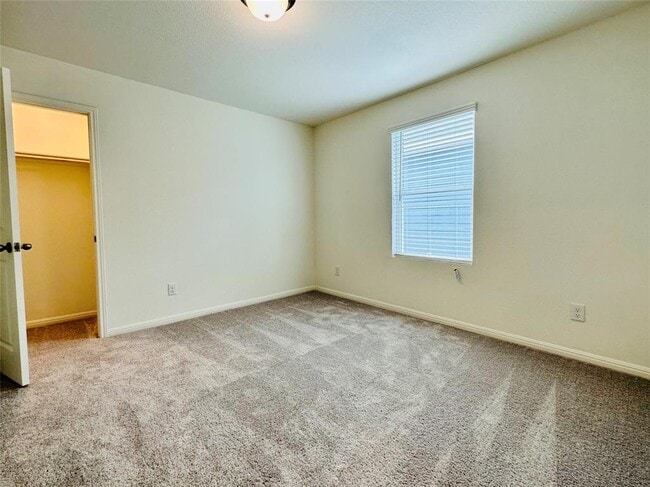 Building Photo - 108 Pronghorn St