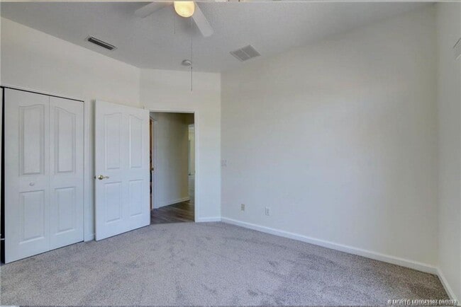 Building Photo - 4574 NW Red Maple Dr