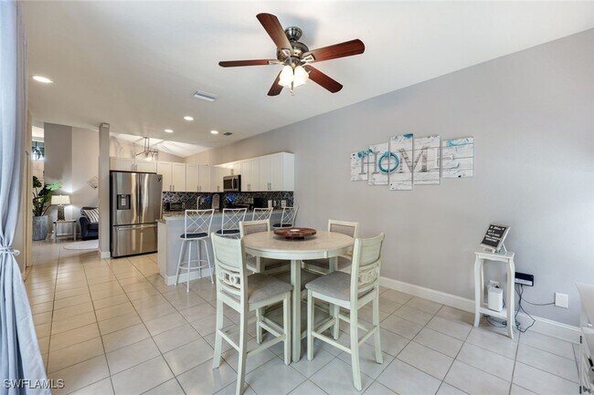 Building Photo - 697 Crossfield Cir