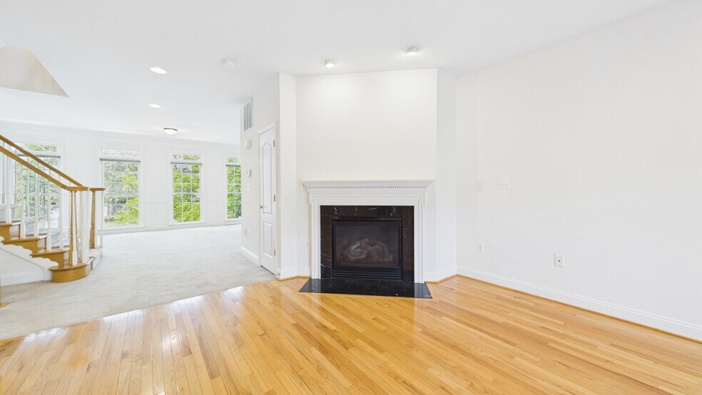 Building Photo - 25807 Turlough Ter