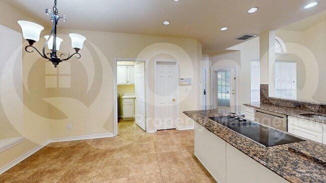 Building Photo - 3112 Chippenham Dr