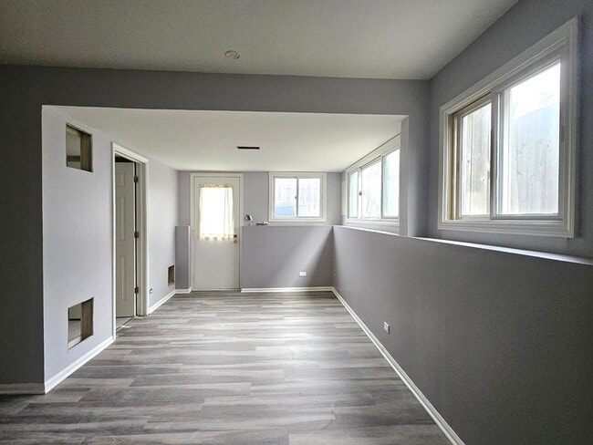 Building Photo - 1149 N Cardinal Dr