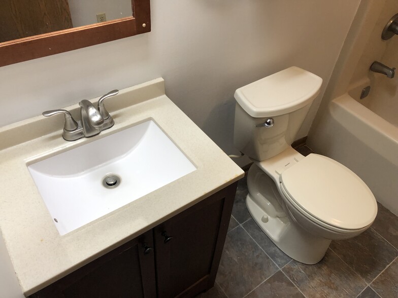 Bathroom 2nd Pic - 615 N Washington St