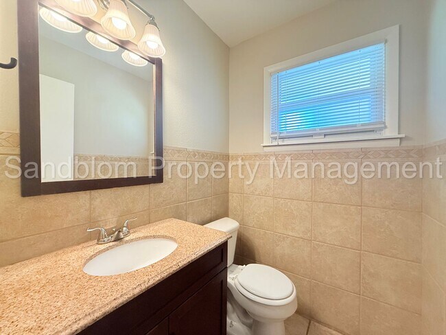Building Photo - FOR LEASE | Midtown Tulsa | Available NOW!
