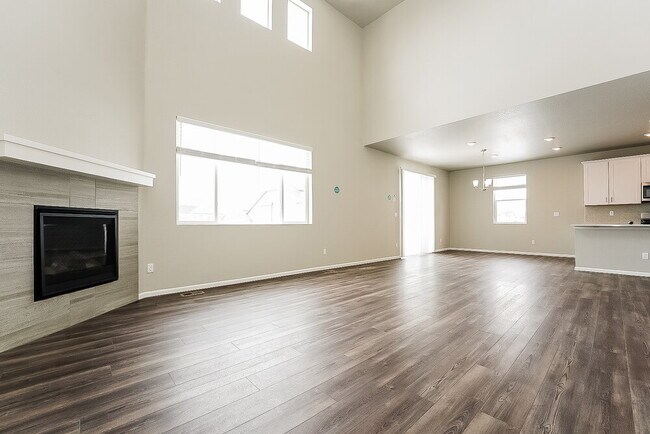 Building Photo - 9241 Rifle St