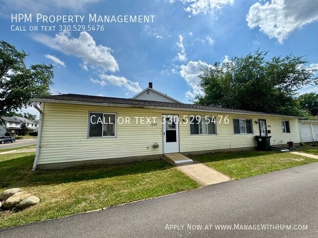 Primary Photo - 1241 Broad Ave NW