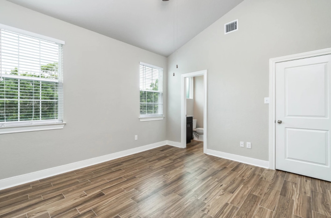 Building Photo - 3067 View Ridge Dr