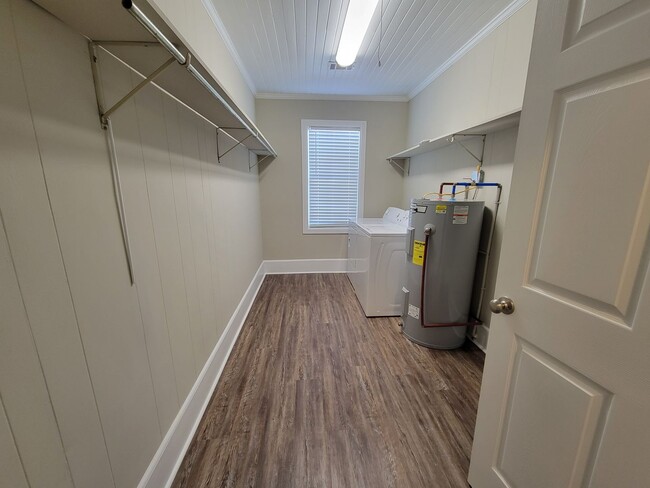 Building Photo - 4137 US-301