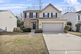 Building Photo - 3 bed 2.5 bath fenced yard