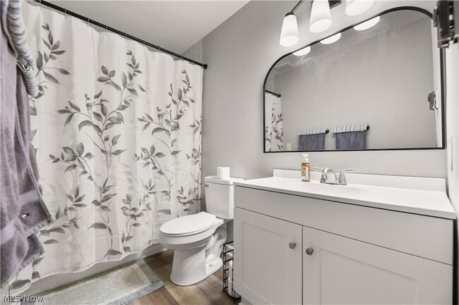 Building Photo - 12447 Cleveland Ave NW