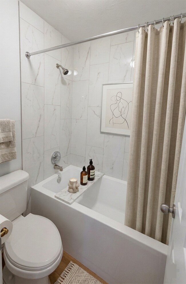 Building Photo - 6159 El Granate Dr