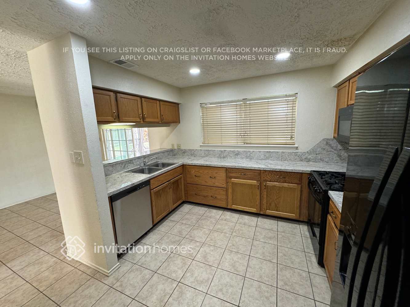 Building Photo - 10514 Wayward Wind Ln