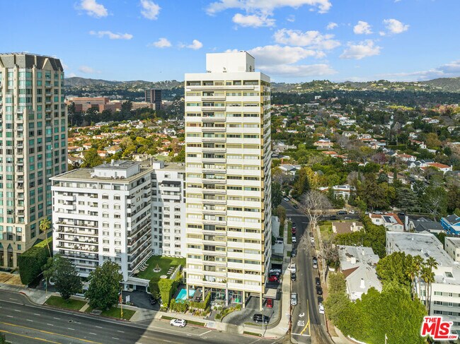 Building Photo - 10701 Wilshire Blvd
