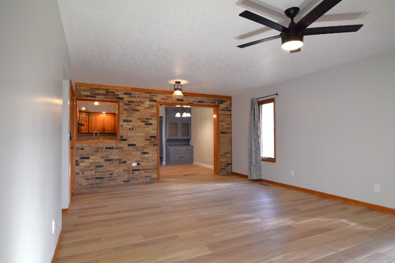 Building Photo - 2105 S 150 W