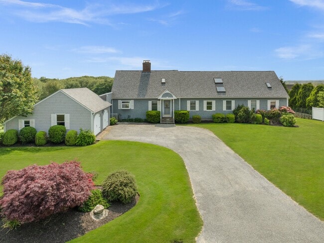 Primary Photo - 295 Carpenter Dr