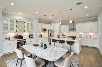 Building Photo - 2511 Judiway St