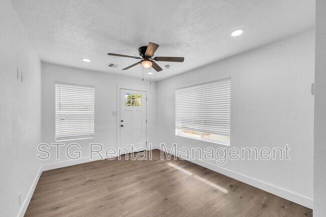 Building Photo - 300 W 100 N