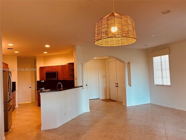 Building Photo - 2757 Center Ct Dr