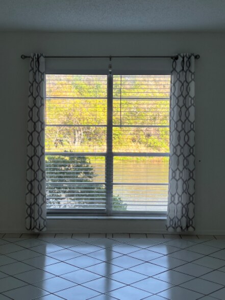 Building Photo - 2625 FL-590