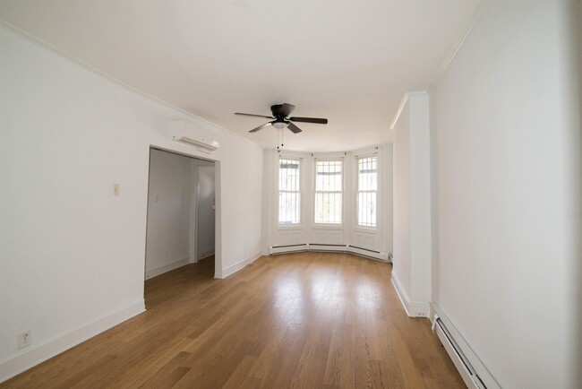 Building Photo - 159 Arlington Ave