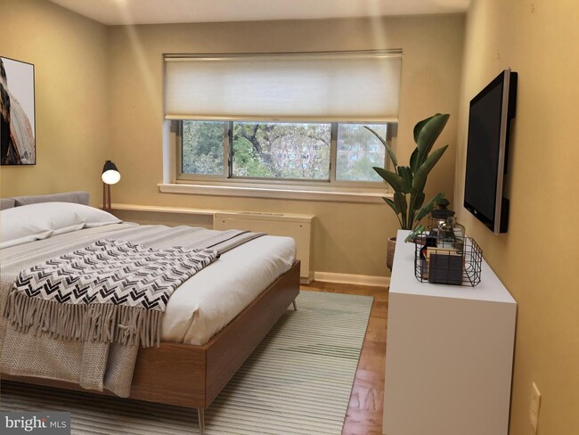 Building Photo - 2711 Ordway St NW