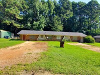 Building Photo - Clearview/ Atlanta Duplex