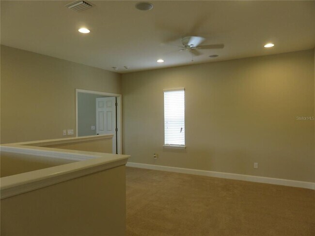 Building Photo - 11601 Maple Palm Way