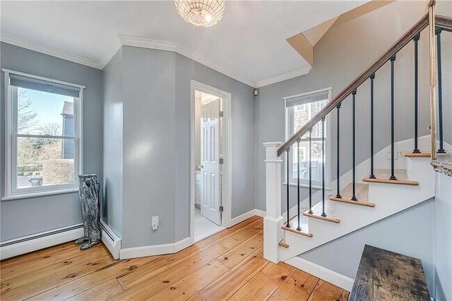 Building Photo - 6 Boss Ct