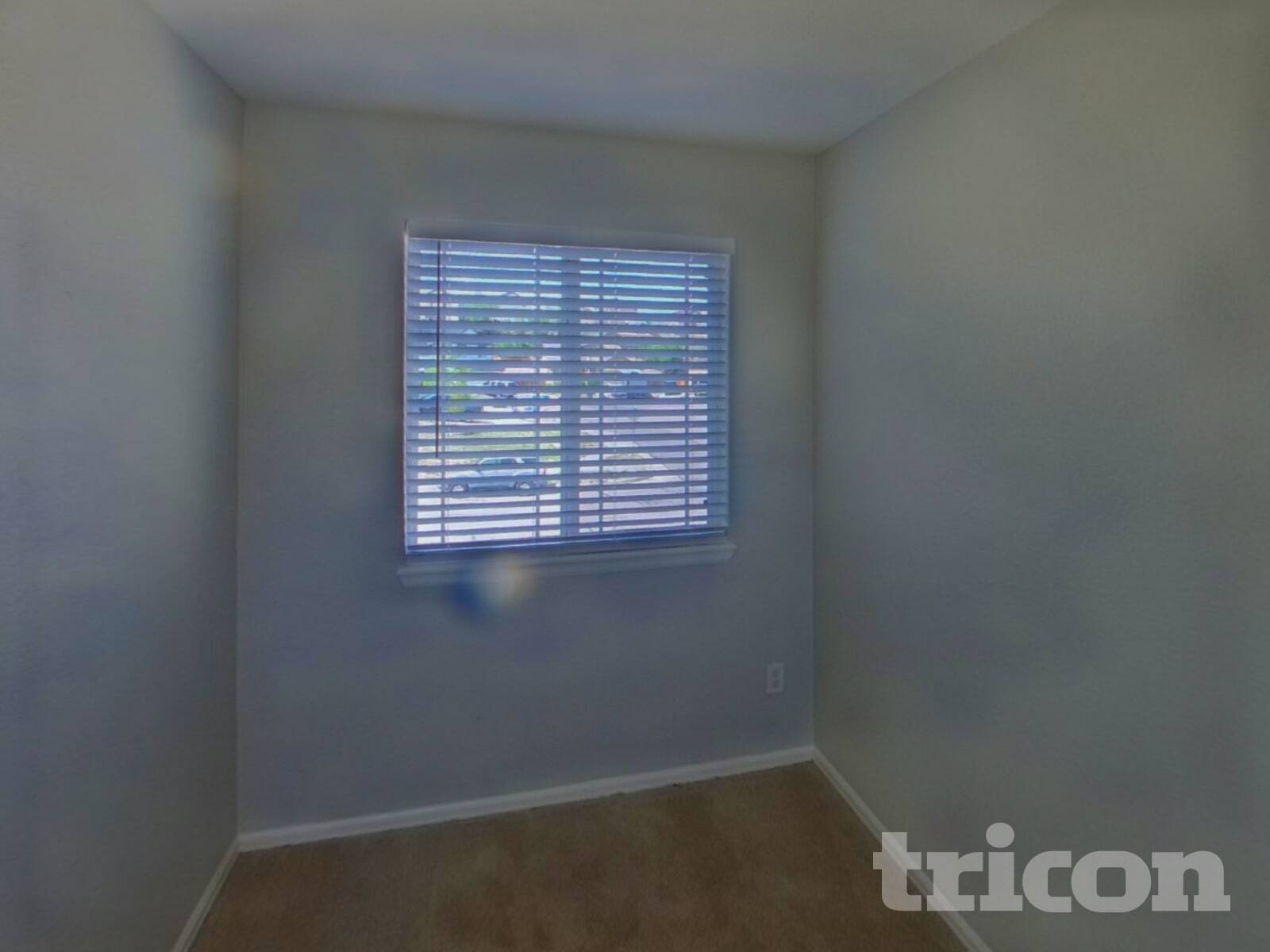 Building Photo - 7335 Dobbs Dr