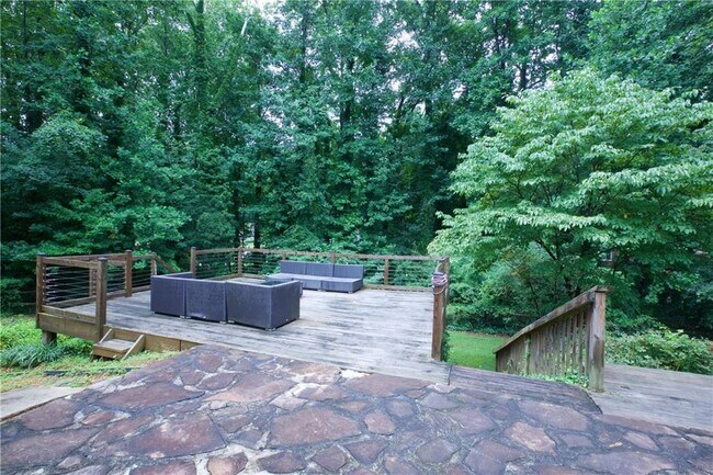 Building Photo - 3328 Mountain Hollow Dr