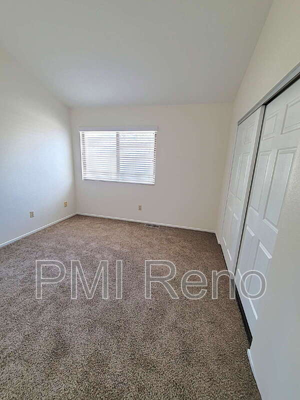 Building Photo - 6403 Meadow Country Dr