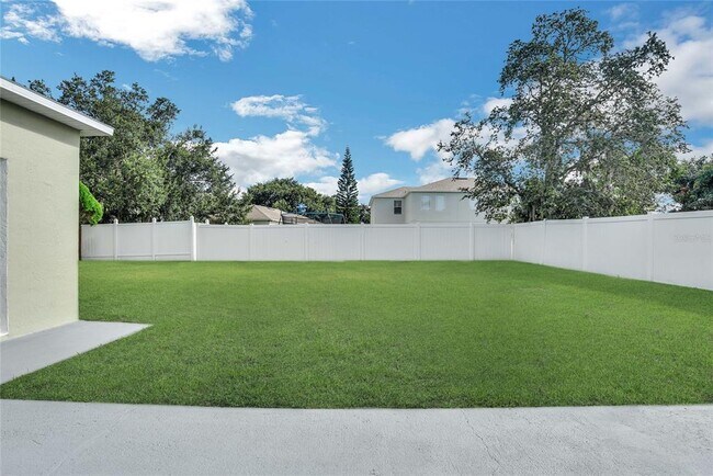 Building Photo - 407 Acacia Tree Way