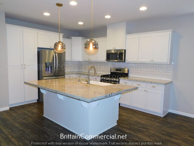 Building Photo - 1702 Brodea Ln