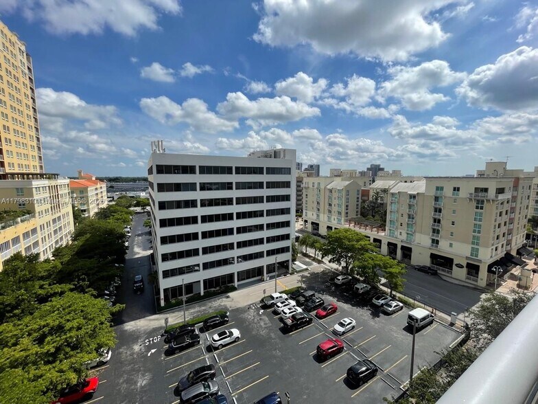 Building Photo - 9055 SW 73rd Ct