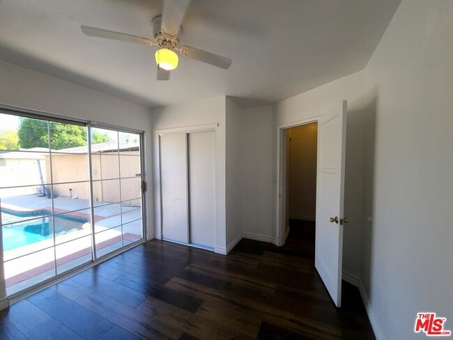 Building Photo - 18133 Lull St