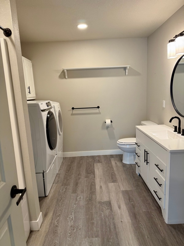 Building Photo - 460 NE 200th Rd