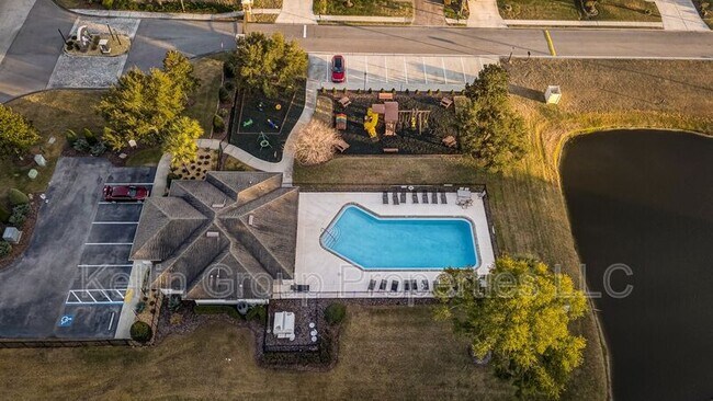 Building Photo - 1455 Silver Leaf Dr