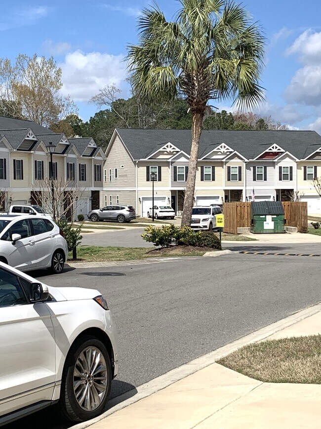 Building Photo - 1479 Lanterns Rest Rd