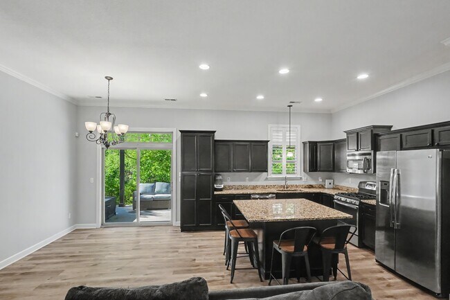 Building Photo - 3106 Wisteria Ln