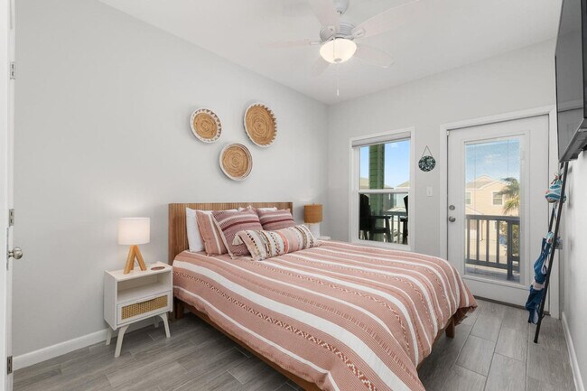 Building Photo - 113 Las Joyas Pr Blvd