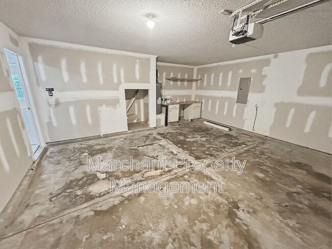 Building Photo - 776 Waterbrook Ln