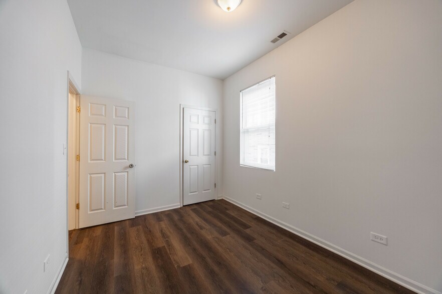 Building Photo - 2112 N Campbell Ave