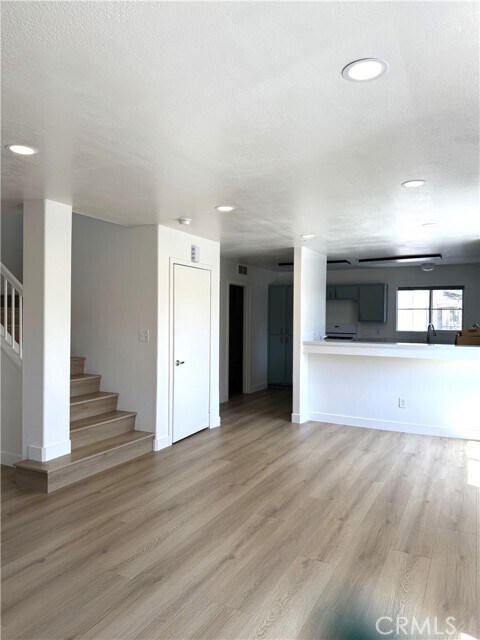 Building Photo - 1011 Harbor Village Dr