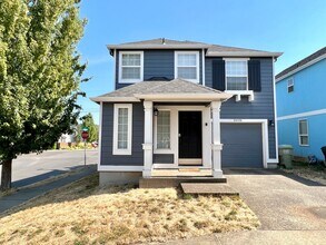 Building Photo - Beaverton Home on Corner Lot with Attached Garage, Fenced Backyard, Deck