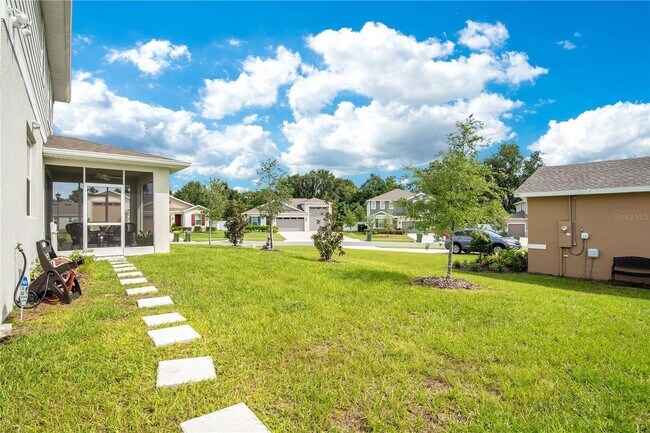 Building Photo - 31792 Broadwater Ave