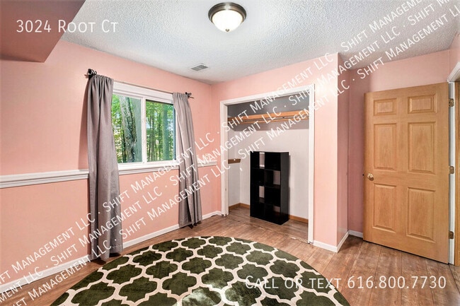 Building Photo - 3024 Root Ct