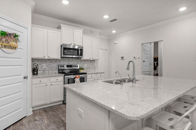 Building Photo - 131 Dusky Wy