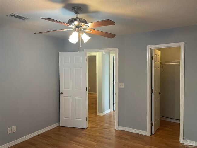 Building Photo - 5067 Serry Ln
