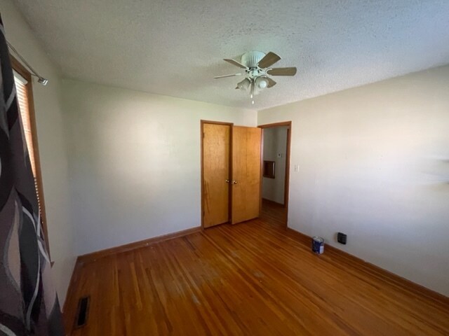 Building Photo - 1507 N Gow St
