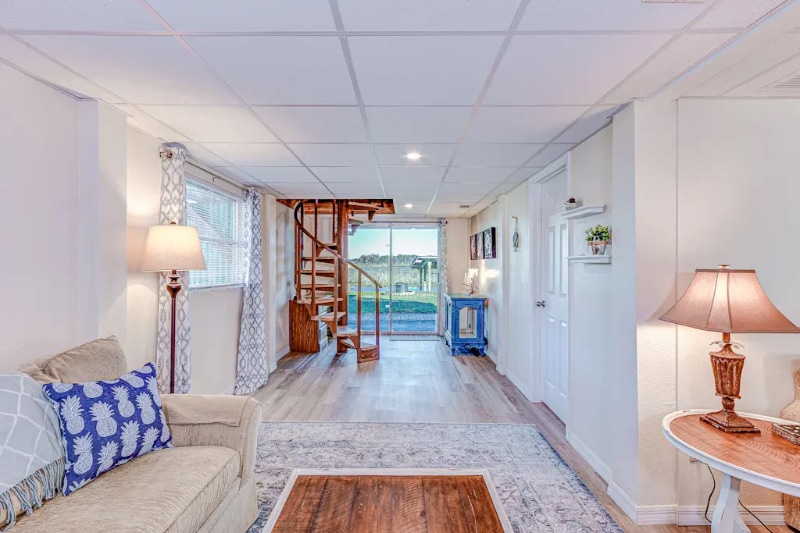 Building Photo - 9335 E Beech Cir